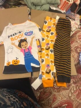 NWT Sz 3t ms Rachel Halloween pajamas